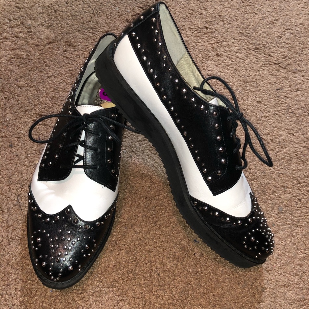 Wing Tipped Oxfords - MIchael Kors *WORN ONCE*